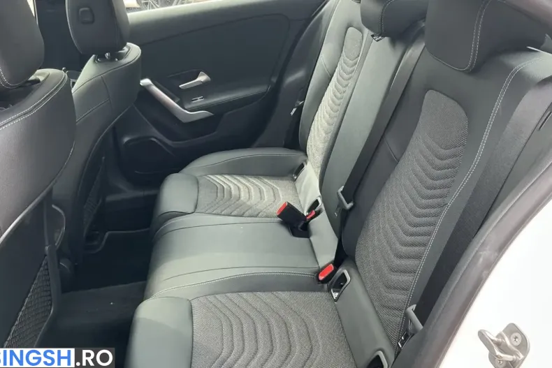 Mercedes-Benz A 180 (Clasa A) din 2024 cu 26.176 km - oferta MER257130 - foto 22