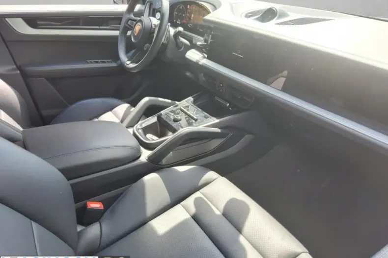 Porsche Cayenne din 2025 cu 22.385 km - oferta POR257132 - foto 10