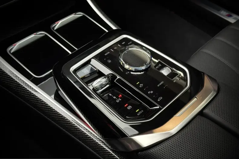 BMW 750 (Seria 7) din 2023 cu 79.000 km - oferta BMW257133 - foto 17