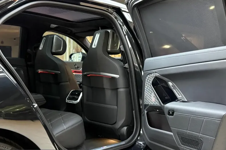 BMW 750 (Seria 7) din 2023 cu 79.000 km - oferta BMW257133 - foto 20