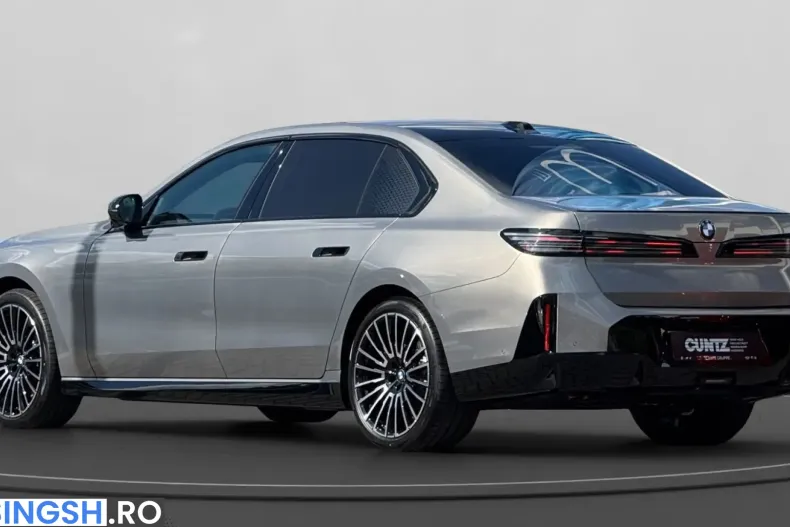 BMW 740 (Seria 7) din 2026 cu 989 km - oferta BMW257140 - foto 4