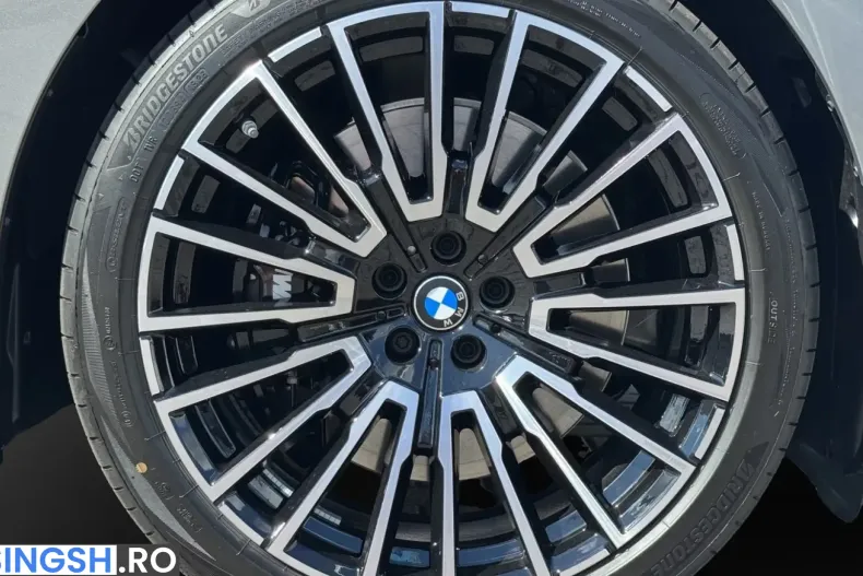 BMW 740 (Seria 7) din 2026 cu 989 km - oferta BMW257140 - foto 9