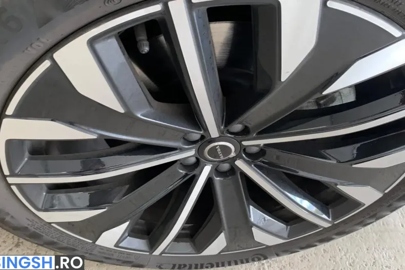 Volvo XC90 din 2025 cu 20.000 km - oferta VOL257144 - foto 5