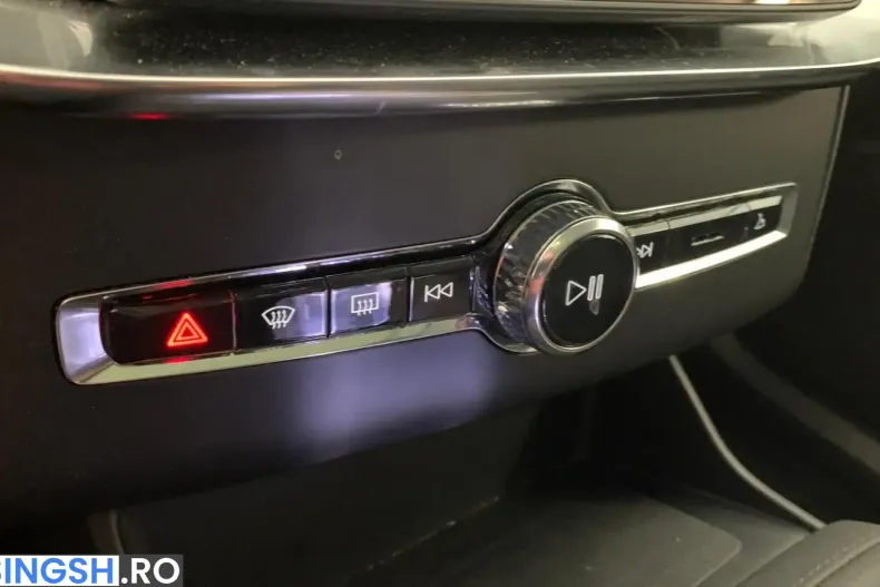 Volvo XC90 din 2025 cu 20.000 km - oferta VOL257144 - foto 12