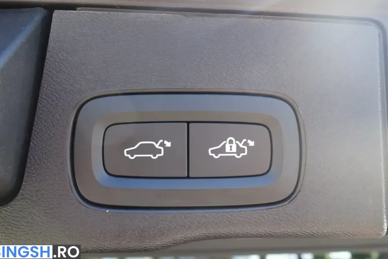 Volvo XC60 din 2025 cu 19.695 km - oferta VOL257145 - foto 23