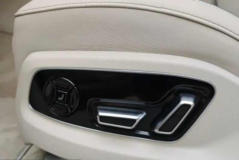 Audi A8 din 2023 cu 50.800 km - oferta AUD257153 - foto 21