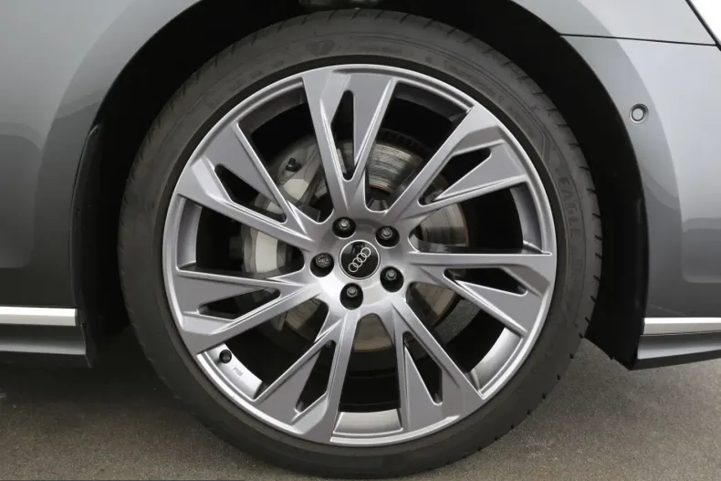 Audi A8 din 2023 cu 34.980 km - oferta AUD257156 - foto 27