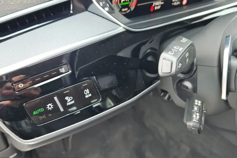 Audi A8 din 2023 cu 21.923 km - oferta AUD257158 - foto 15