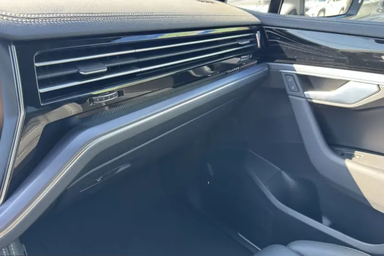 Volkswagen Touareg din 2025 cu 35.205 km - oferta VOL257160 - foto 28
