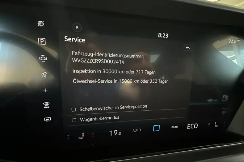 Volkswagen Touareg din 2024 cu 80.542 km - oferta VOL257163 - foto 25