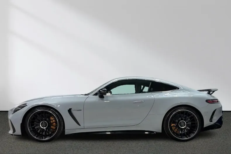Mercedes-Benz AMG GT (Clasa GT) din 2025 cu 18.140 km - oferta MER257169 - foto 1