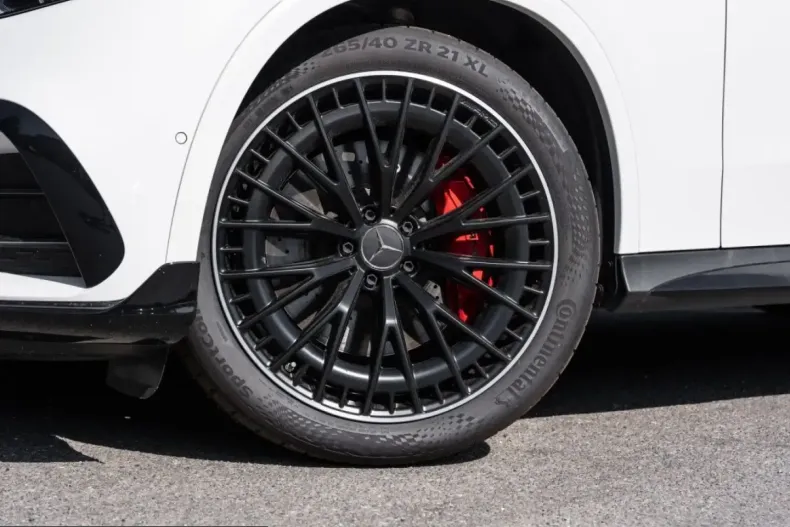 Mercedes-Benz GLC 43 AMG (Clasa GLC) din 2025 cu 9.359 km - oferta MER257171 - foto 6