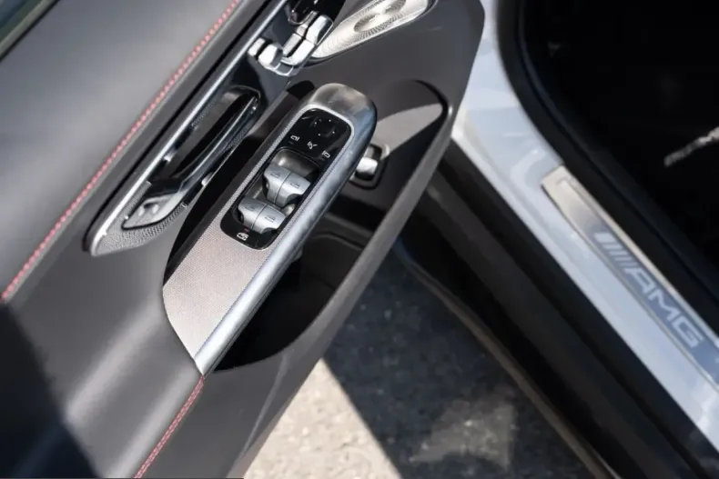 Mercedes-Benz GLC 43 AMG (Clasa GLC) din 2025 cu 9.359 km - oferta MER257171 - foto 24