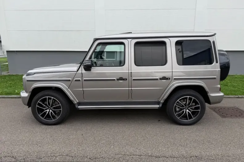 Mercedes-Benz G 400 (Clasa G) din 2022 cu 5.900 km - oferta MER257177 - foto 2