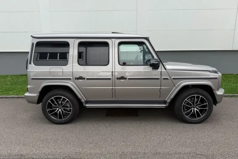 Mercedes-Benz G 400 (Clasa G) din 2022 cu 5.900 km - oferta MER257177 - foto 7