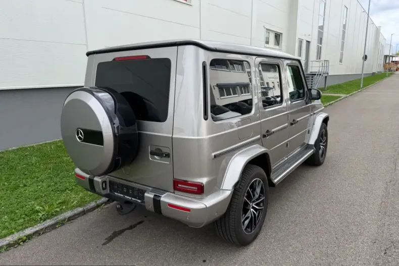 Mercedes-Benz G 400 (Clasa G) din 2022 cu 5.900 km - oferta MER257177 - foto 8