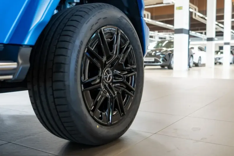Mercedes-Benz G 580 (Clasa G) din 2024 cu 6.381 km - oferta MER257178 - foto 5