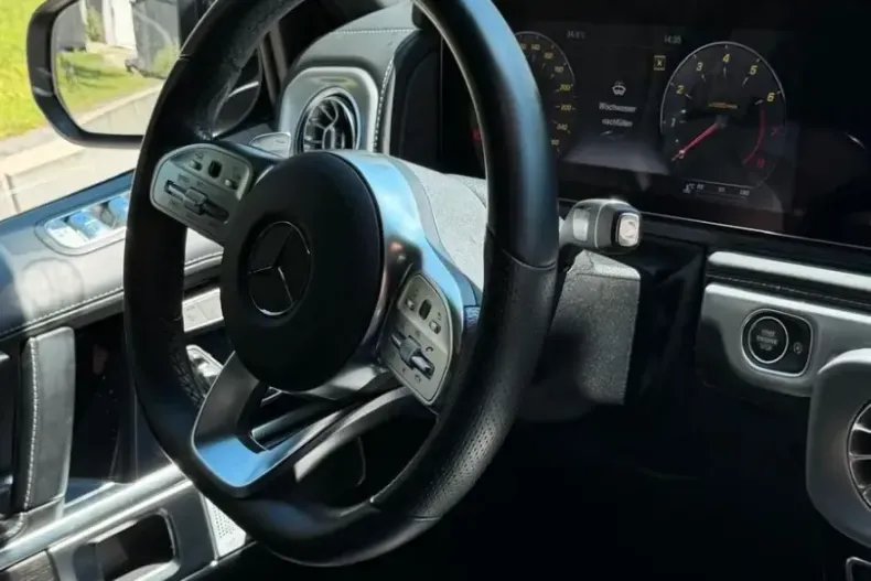 Mercedes-Benz G 500 (Clasa G) din 2023 cu 46.500 km - oferta MER257179 - foto 6