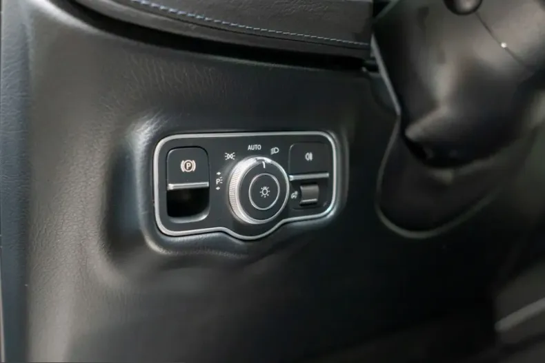 Mercedes-Benz G 580 (Clasa G) din 2025 cu 29.250 km - oferta MER257181 - foto 17
