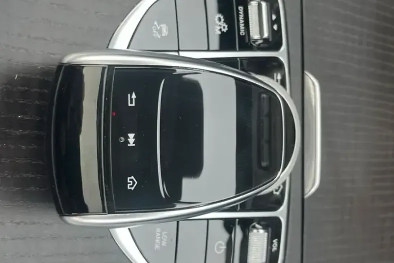 Mercedes-Benz G 400 (Clasa G) din 2023 cu 55.750 km - oferta MER257182 - foto 15