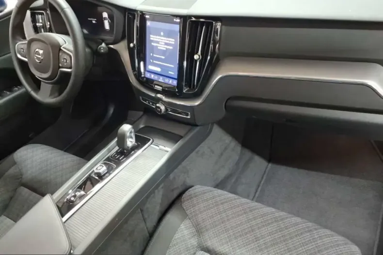 Volvo XC60 din 2024 cu 74.920 km - oferta VOL257194 - foto 9