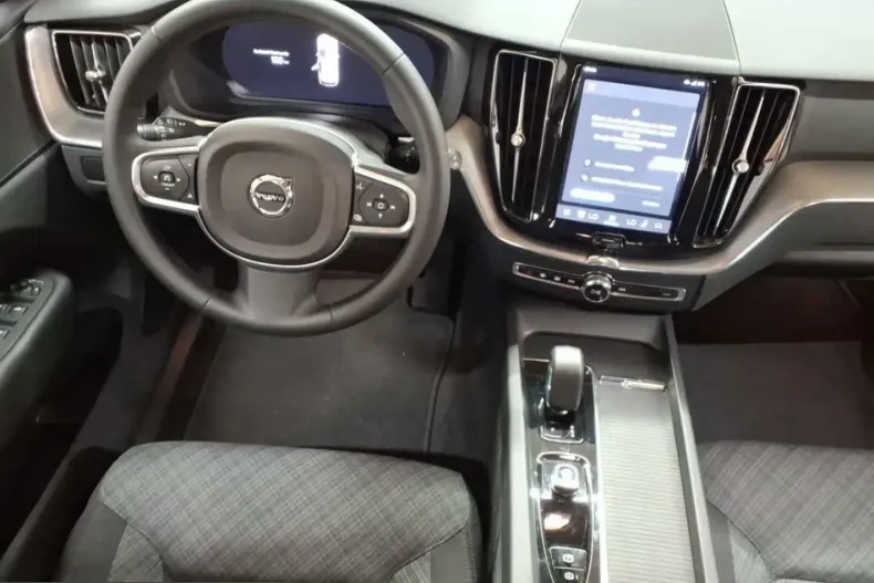Volvo XC60 din 2024 cu 74.920 km - oferta VOL257194 - foto 10