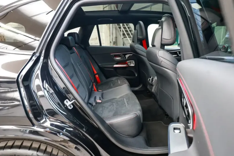 Mercedes-Benz GLC 43 AMG (Clasa GLC) din 2025 cu 9.428 km - oferta MER257200 - foto 8