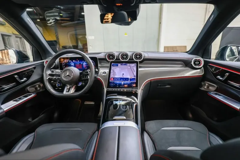 Mercedes-Benz GLC 43 AMG (Clasa GLC) din 2025 cu 9.428 km - oferta MER257200 - foto 10
