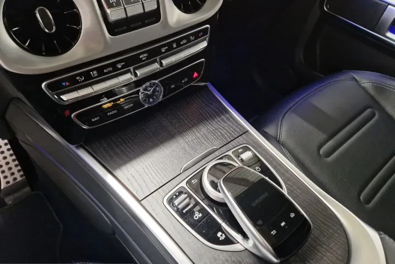 Mercedes-Benz G 500 (Clasa G) din 2021 cu 75.760 km - oferta MER257206 - foto 19