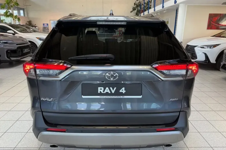 Toyota RAV4 din 2023 cu 66.180 km - oferta TOY257230 - foto 8