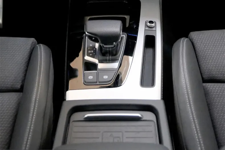 Audi Q5 din 2023 cu 95.577 km - oferta AUD257231 - foto 13