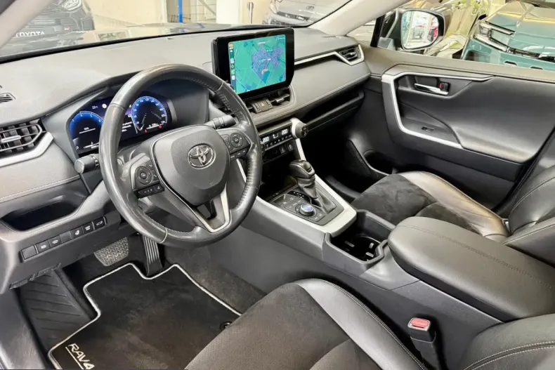 Toyota RAV4 din 2023 cu 59.981 km - oferta TOY257234 - foto 23