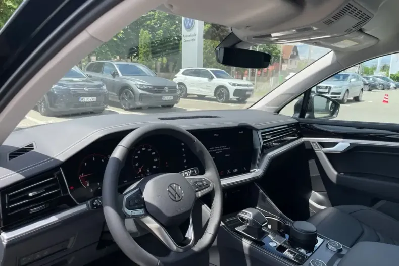 Volkswagen Touareg din 2026 cu 1 km - oferta VOL257245 - foto 3