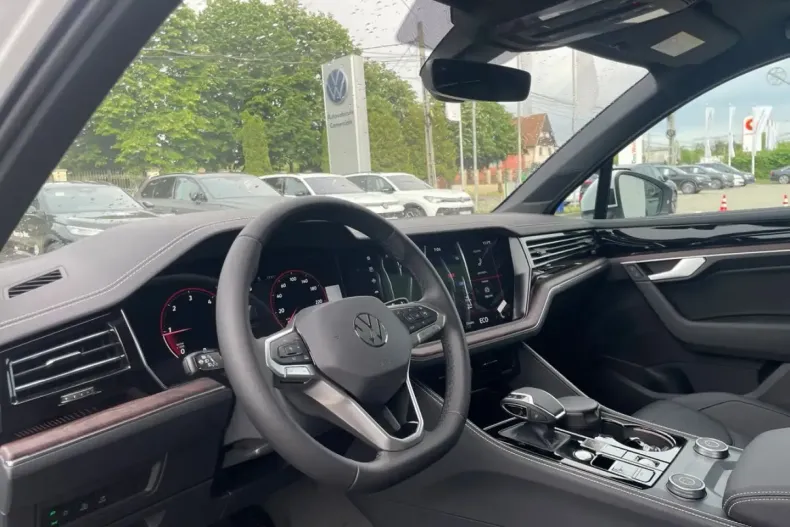 Volkswagen Touareg din 2026 cu 1 km - oferta VOL257247 - foto 4