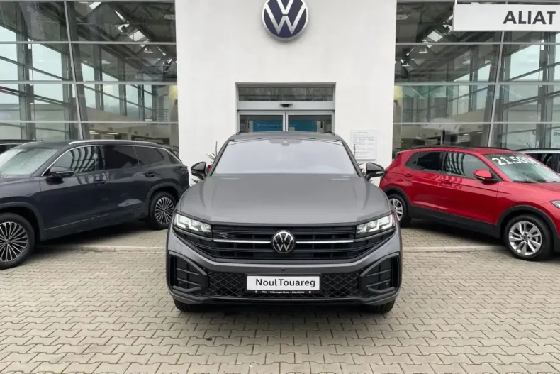 Volkswagen Touareg din 2025 cu 4.600 km - oferta VOL257252 - foto 12