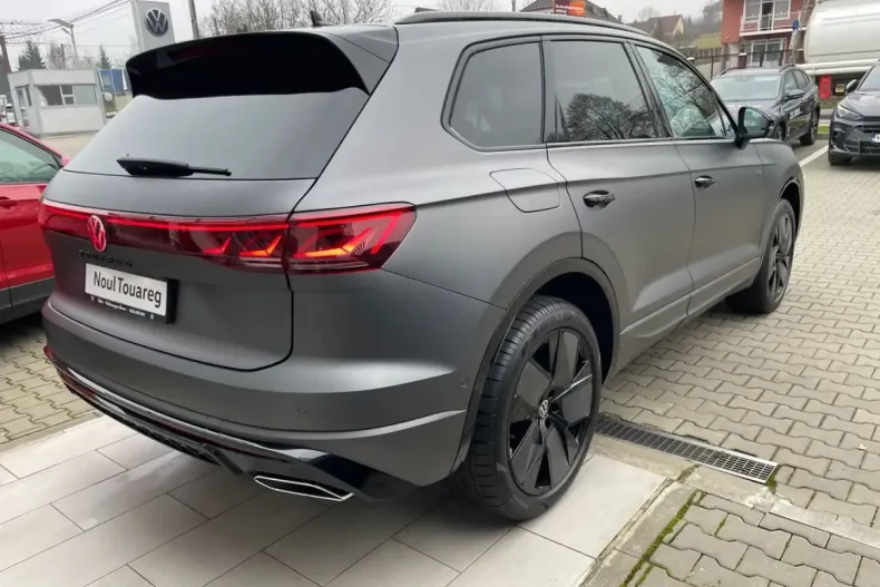 Volkswagen Touareg din 2025 cu 4.600 km - oferta VOL257252 - foto 20