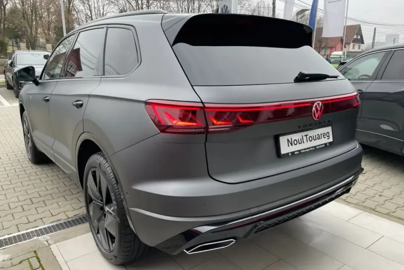 Volkswagen Touareg din 2025 cu 4.600 km - oferta VOL257252 - foto 22