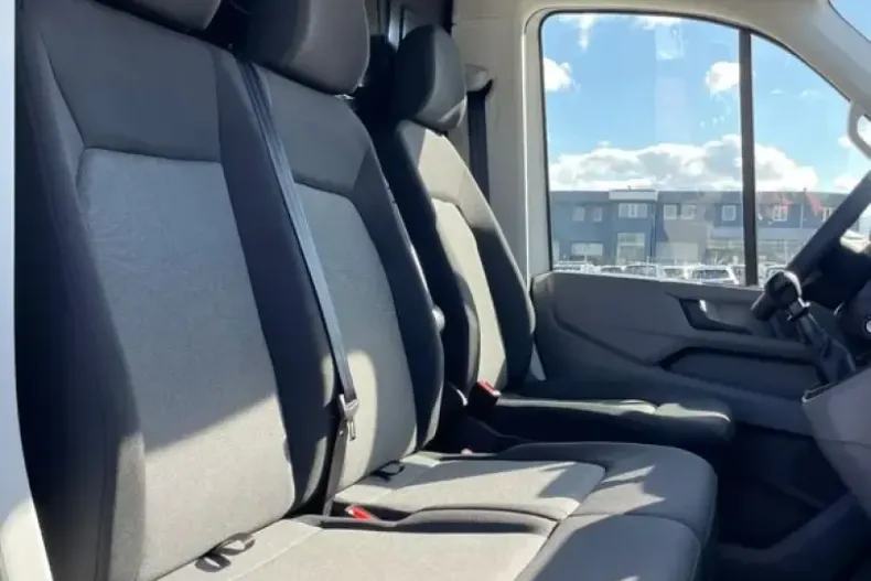 Volkswagen Crafter din 2025 cu 1 km - oferta VOL257253 - foto 14