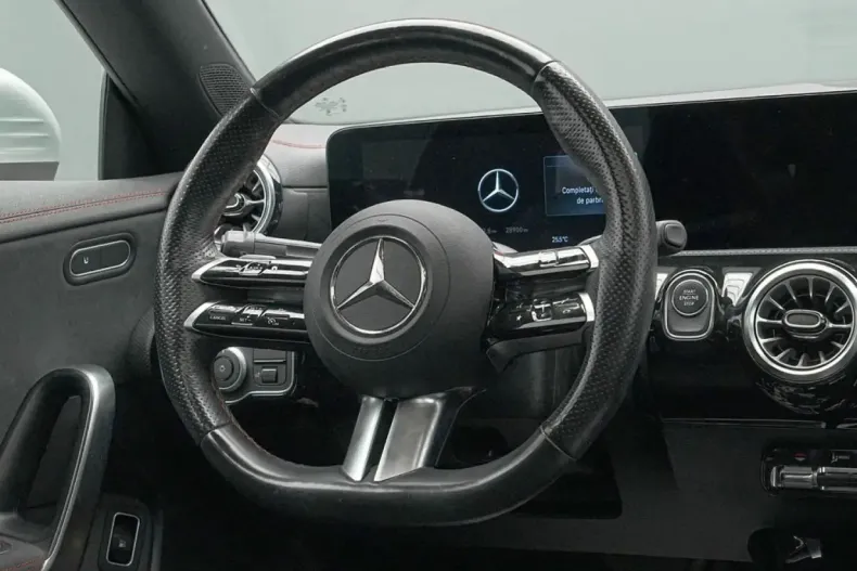 Mercedes-Benz CLA 250 (Clasa CLA) din 2024 cu 20.000 km - oferta MER257254 - foto 10