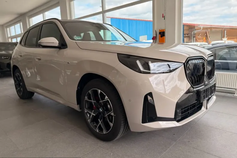 BMW X3 (Seria X) din 2026 cu 5.000 km - oferta BMW257265 - foto 1