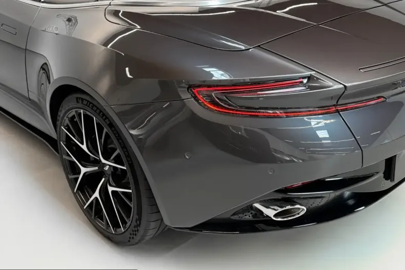 Aston Martin DB12 din 2024 cu 4.650 km - oferta AST257274 - foto 13