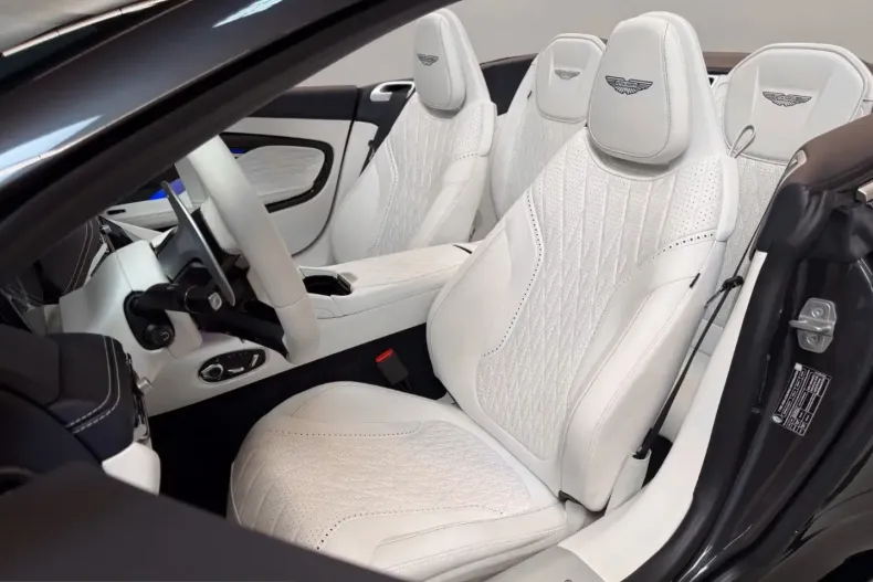 Aston Martin DB12 din 2024 cu 4.650 km - oferta AST257274 - foto 16