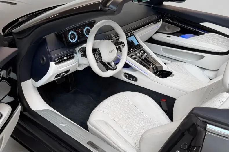 Aston Martin DB12 din 2024 cu 4.650 km - oferta AST257274 - foto 19