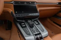 Aston Martin Vanquish din 2026 cu 4.999 km - oferta AST257275 - foto 27