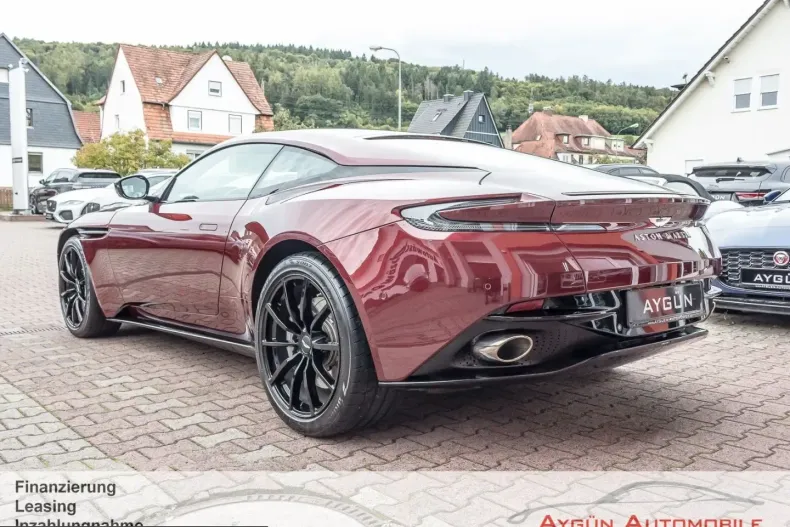 Aston Martin DB11 din 2022 cu 6.215 km - oferta AST257276 - foto 4
