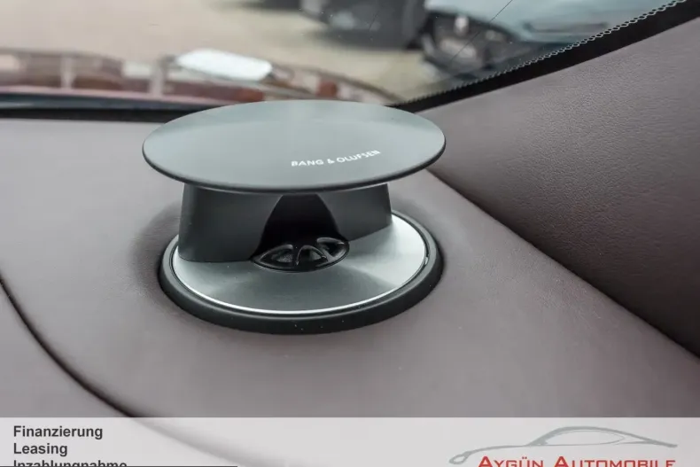 Aston Martin DB11 din 2022 cu 6.215 km - oferta AST257276 - foto 17