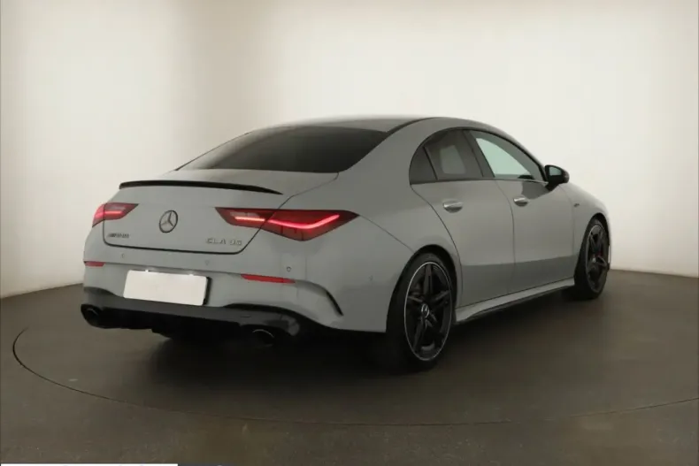 Mercedes-Benz CLA 35 AMG (Clasa CLA) din 2025 cu 9.018 km - oferta MER257286 - foto 5