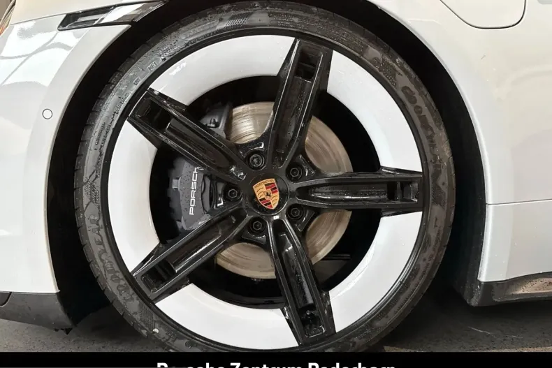 Porsche Taycan din 2025 cu 14.900 km - oferta POR257296 - foto 9
