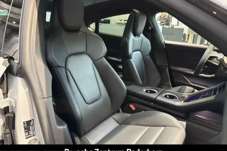 Porsche Taycan din 2025 cu 14.900 km - oferta POR257296 - foto 19