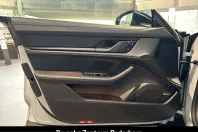 Porsche Taycan din 2025 cu 14.900 km - oferta POR257296 - foto 23